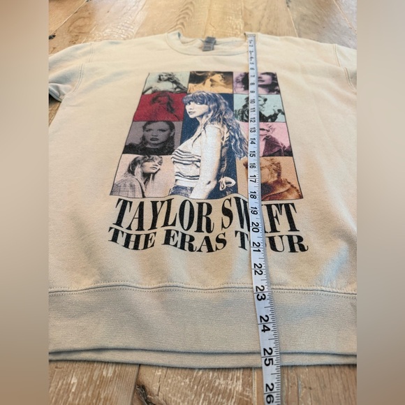Tan-Taylor Swift Eras Tour Sweatshirt Size S - Picture 6 of 7
